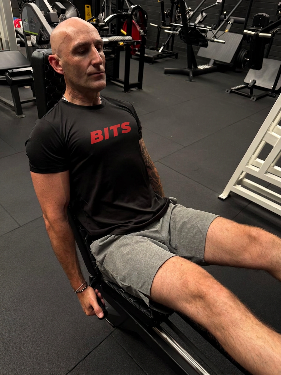 Men’s Muscle Fit Performance T-Shirt with Red